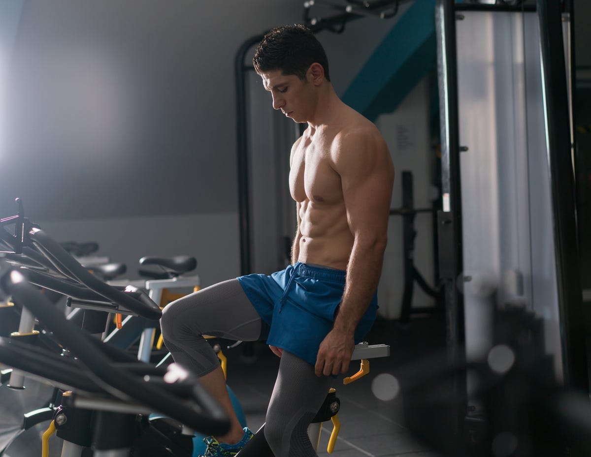 4 Ways The Fitness Industry Fools You About Abs