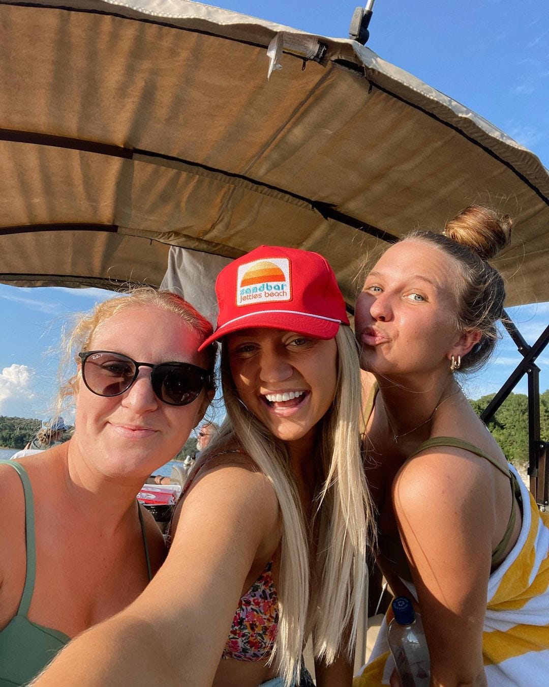 75-best-spring-break-instagram-captions-2025