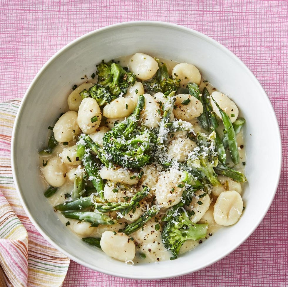 33 Best Spring Pasta Recipes for a Bright Menu