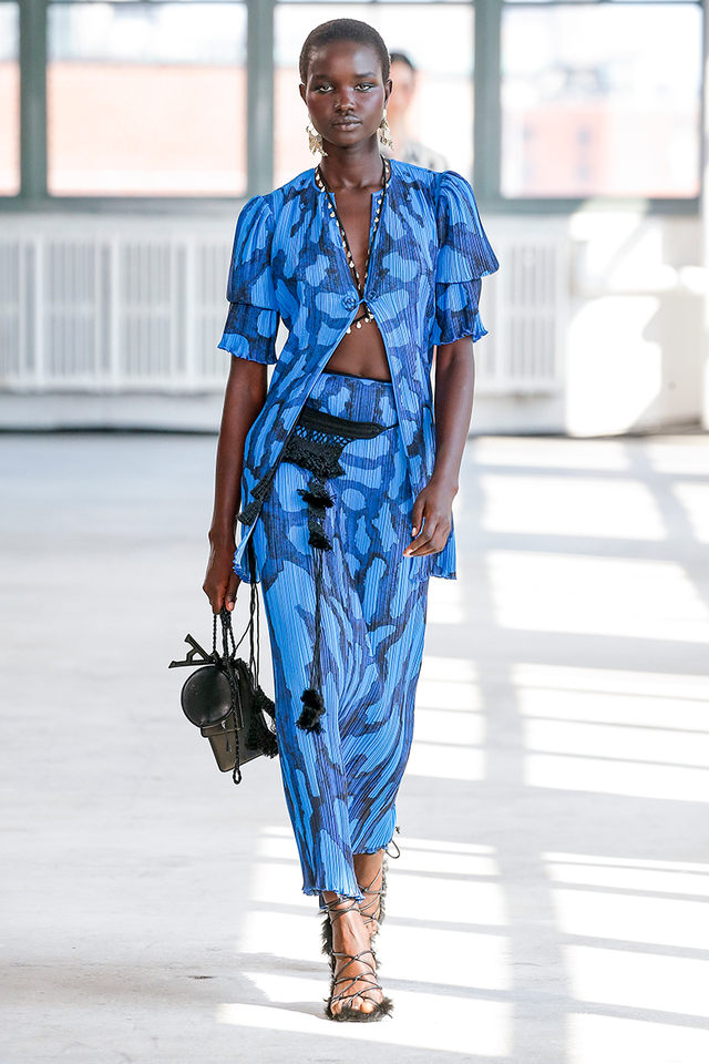 spring summer 2022 fashion trends printed sets