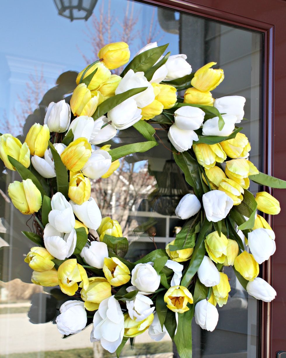 spring wreath ideas yellow tulip wreath