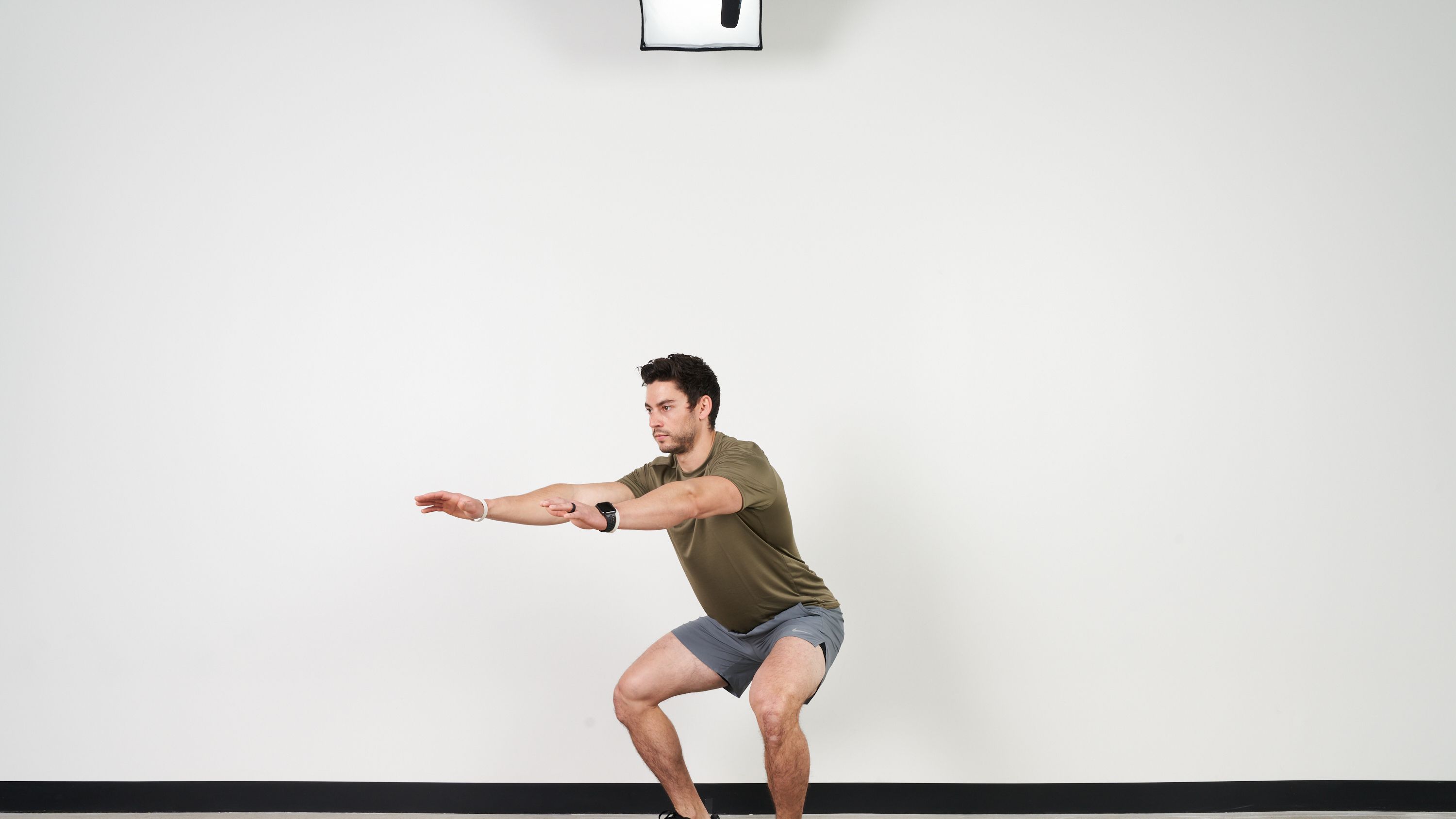 4 Tips on How to Do Squats the Right Way