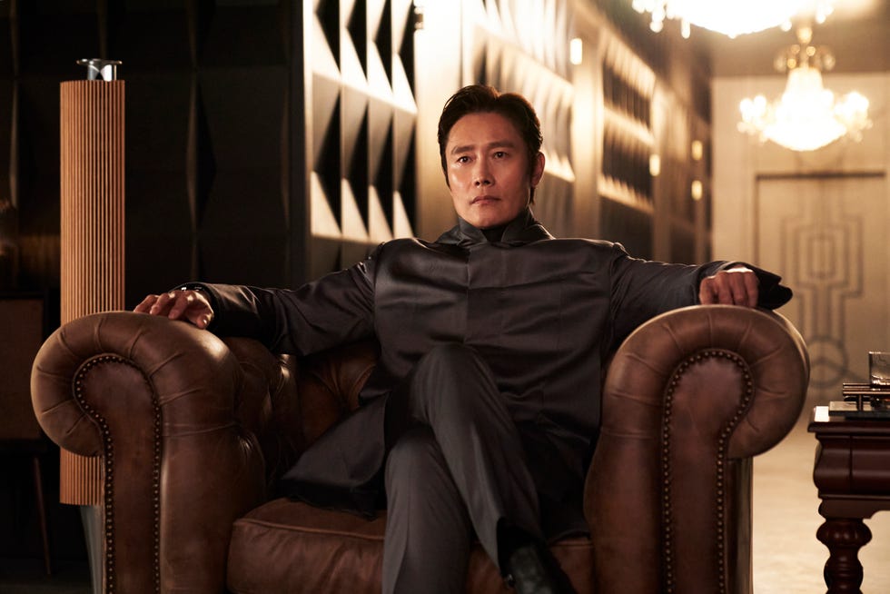 squid game s2 lee byung hun as front man in squid game s2 cr no ju hannetflix