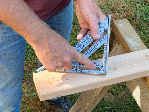 scribe notches on a speed square