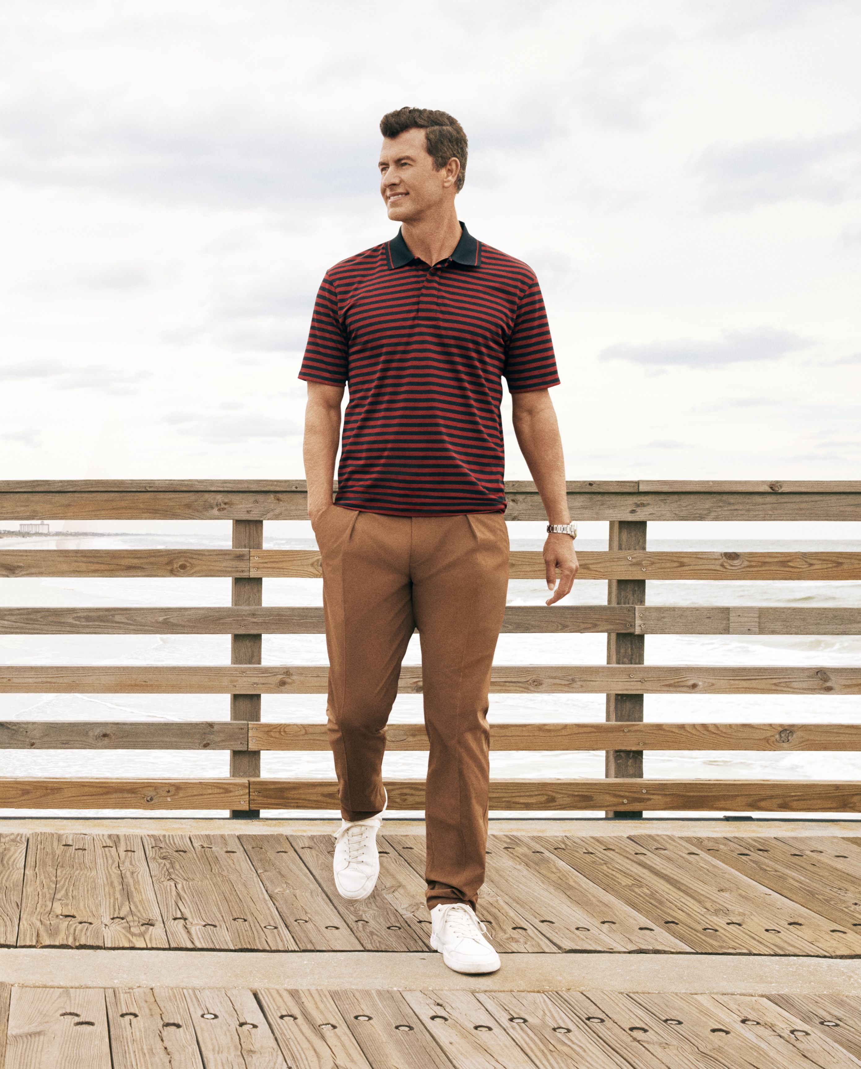 Uniqlo store golf shirt