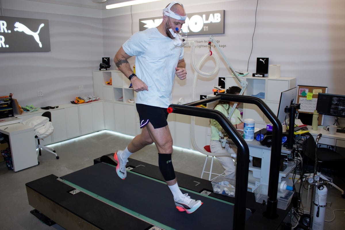I Tested Super Shoes Just Like Sports Scientists to See What Makes Them Work