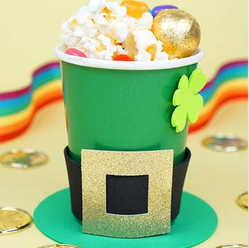 St Patrick's Day crafts st patricks day themed decorations featuring a festive cup and table setting