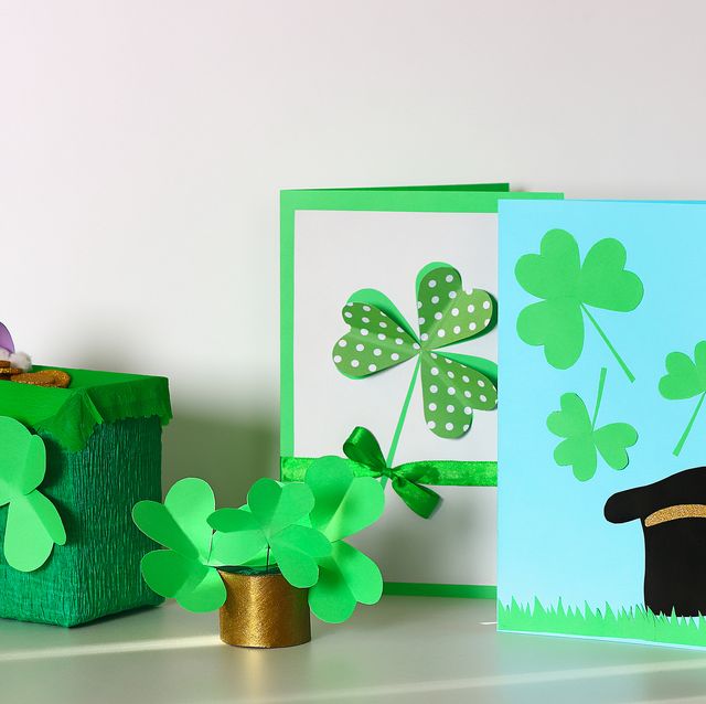 Saint Patrick's Day Finger Painting Activity (with Free Printable)