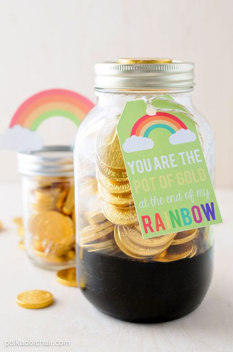 mason jar gift filled with chocolate gold coins, printable tag reads you are the pot of gold at the end of my rainbow