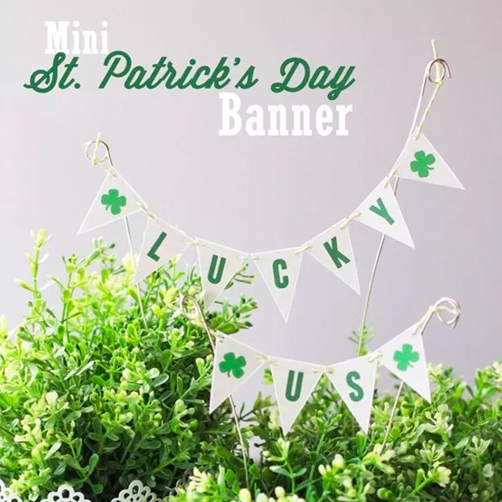 St. Patrick's Day Crafts Mini Banner