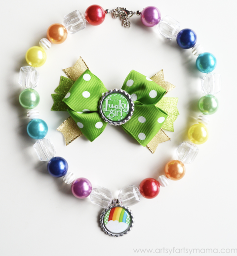 st patrick's day crafts,colorful necklace and green polka dot bow