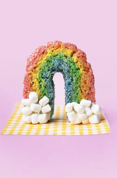 st patricks day crafts, rainbow rice krispy treat with marshmallows
