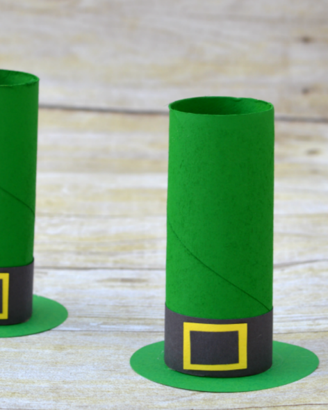 St. Patrick's Day Crafts, Toilet Paper Rolls, Leprechaun Hats