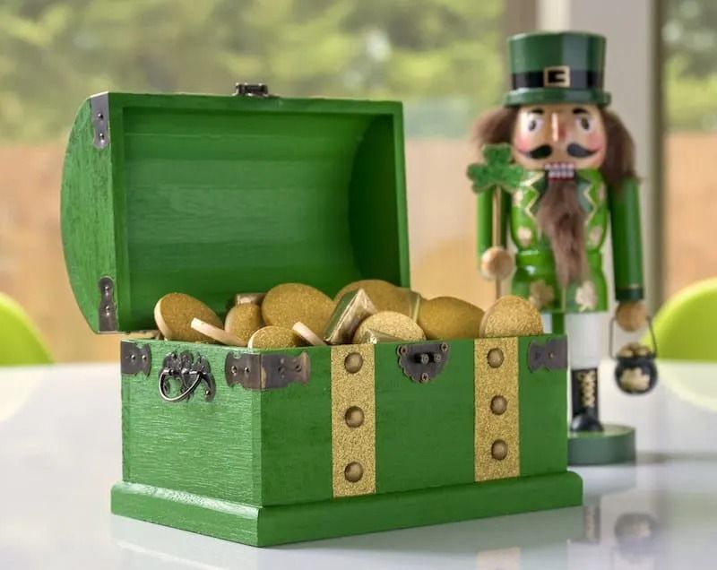 30 Best St Patrick S Day Decorations To DIY In 2024   St Patricks Day Decorations Chest 65afe45f28c30 