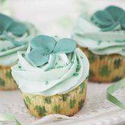 st patricks day desserts green clover cupcakes