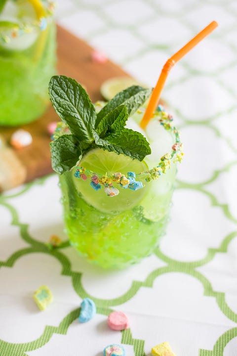 st patricks day drinks lucky leprechaun rum punch lucky leprechaun rum punch with lucky charm rim and mint
