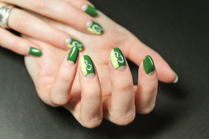 Shamrock nails for St Paddy's : r/Nails