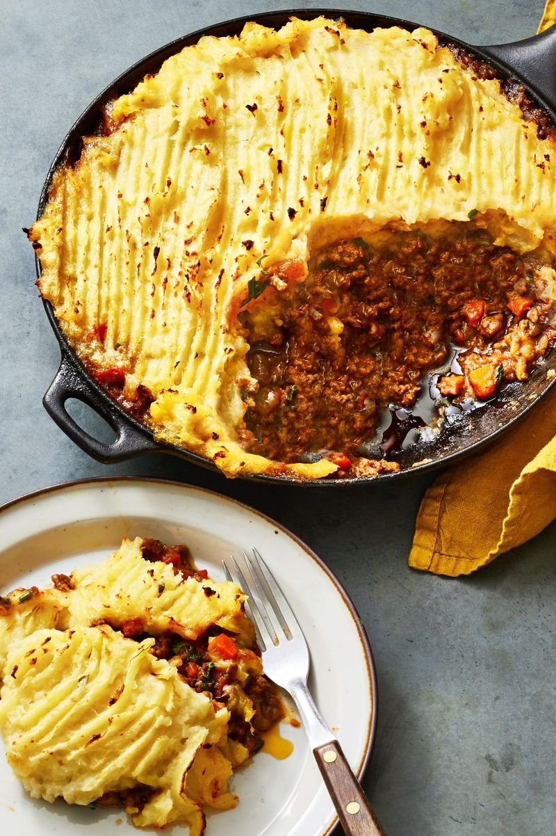 shepherds pie with ground beef in the center