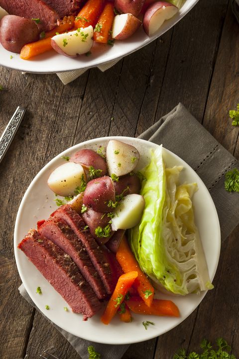 st patricks day traditions corned beef cabbage