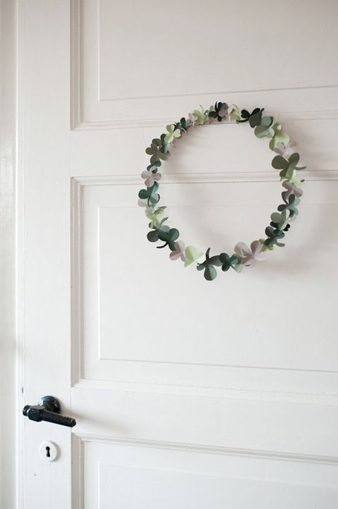 st patricks day wreaths minimalist shamrock wreath