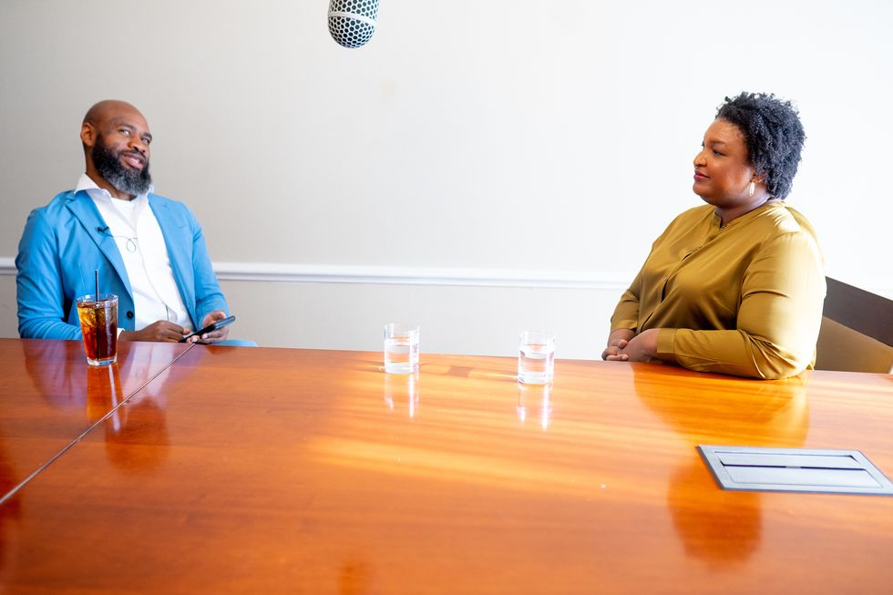stacey abrams in conversation with terell jermaine starr for oprah dailey, in albany, ga on july 15th, 2022
