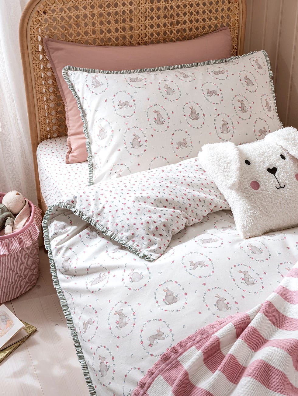 Stacey Solomon Launches Kids' Bedroom Range - George Home at Asda