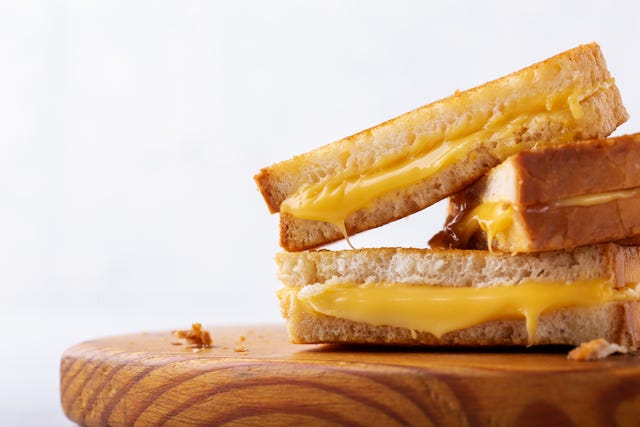 Should You Use Mayo Or Butter For Grilled Cheese?