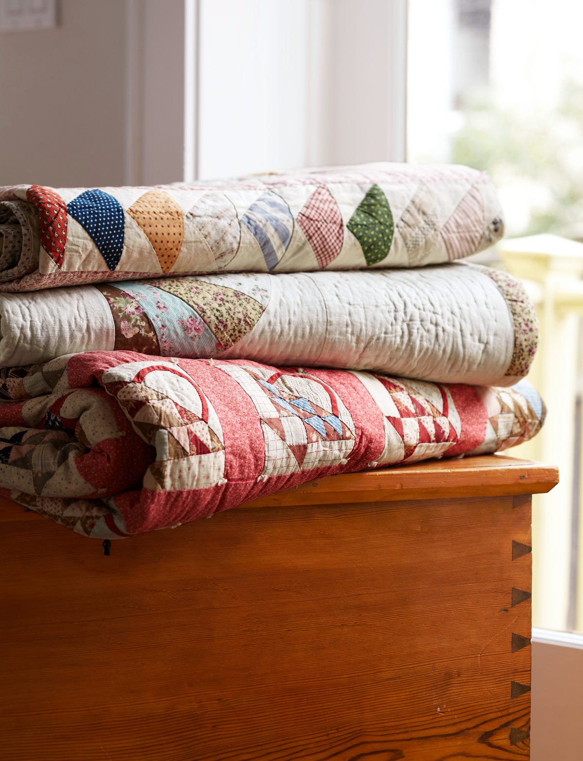 The 20 Best Etsy Shops for Cottagecore Enthusiasts