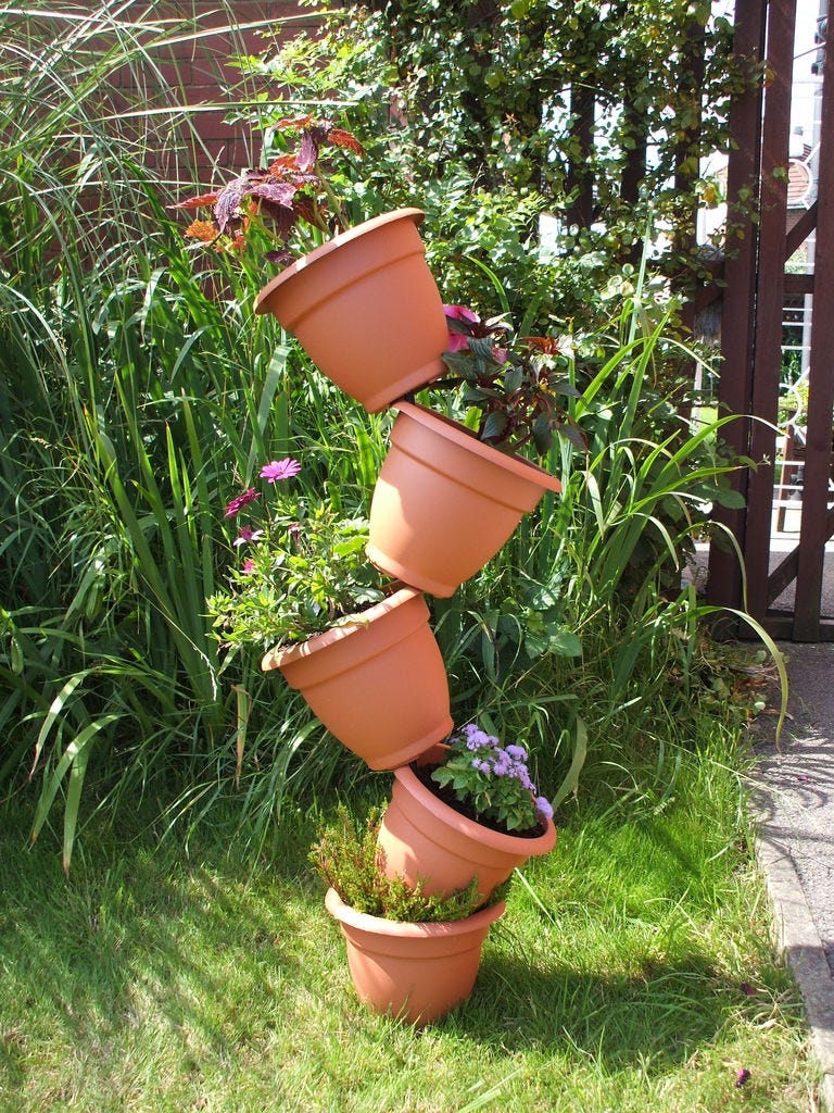 Easy DIY  Stacked Garden Pots