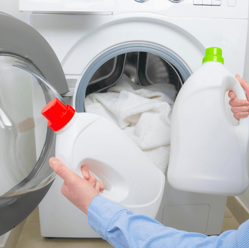 which-is-the-right-detergent-for-you laundry setup with detergent bottles and washing machine