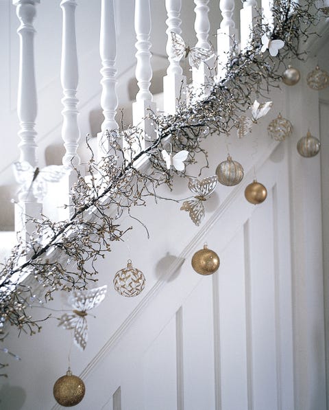 decorate-staircase-with-deco-mesh-shelly-lighting