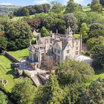 rent this victorian gothic manor