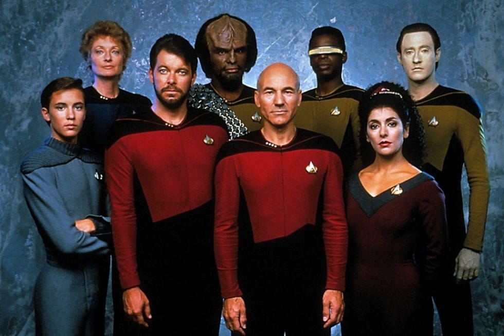 el elenco de star trek la nueva generación