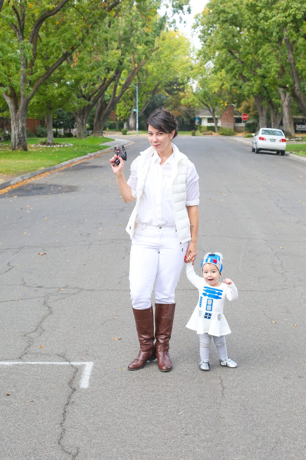 27 DIY Star Wars Costumes - How to Make Star Wars Halloween Costumes for  Kids and Adults