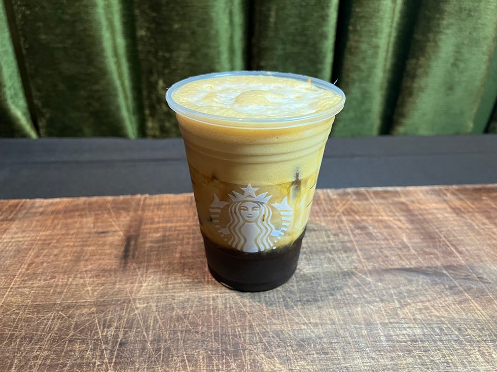 iced apple crisp oatmilk shaken espresso﻿
