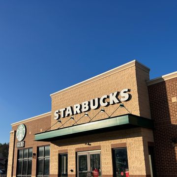 starbucks coffee shop
