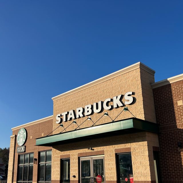 starbucks coffee shop