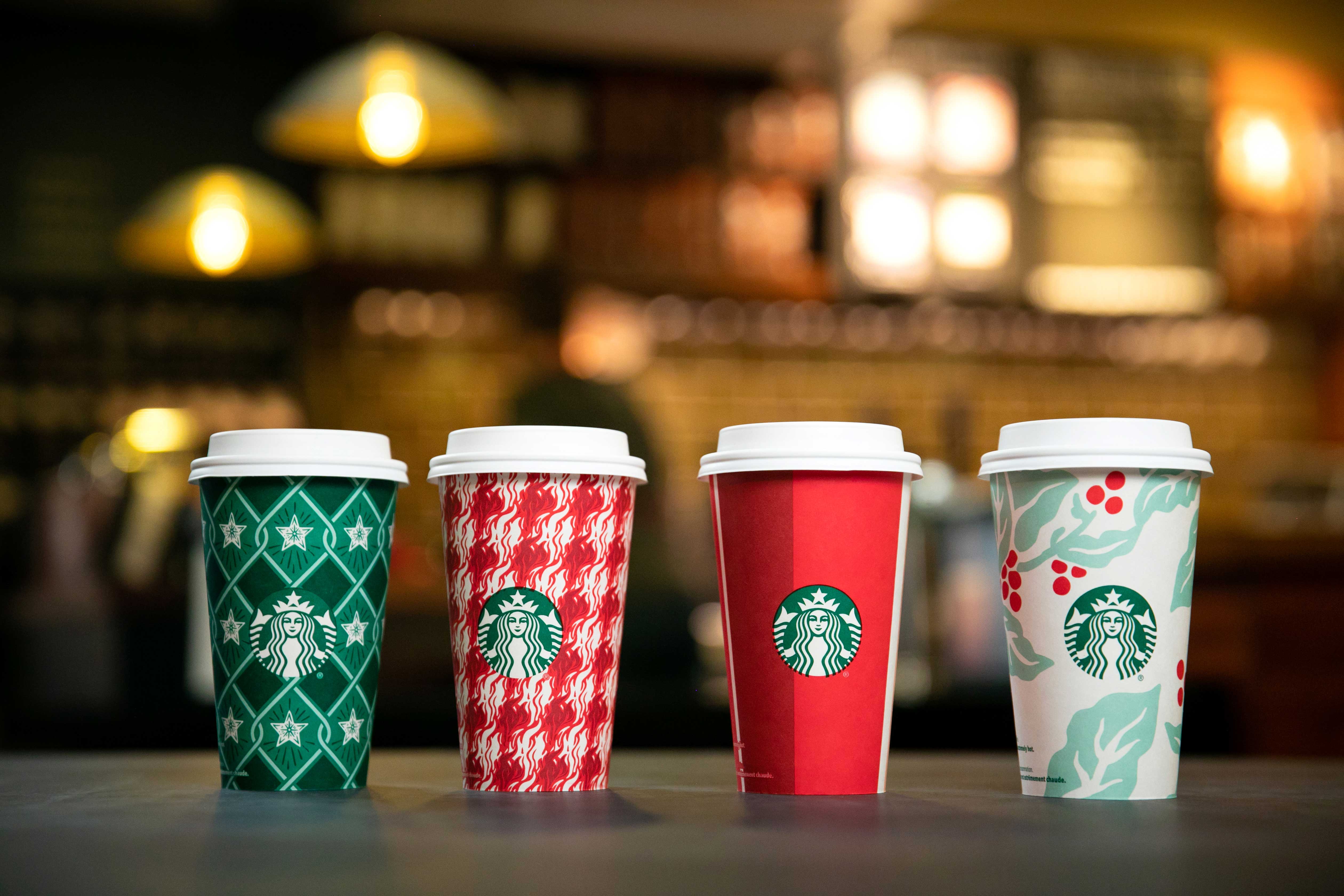 https://hips.hearstapps.com/hmg-prod/images/starbucks-holiday-2018-cups-5-1541011032.jpg?crop=1xw:0.84375xh;center,top