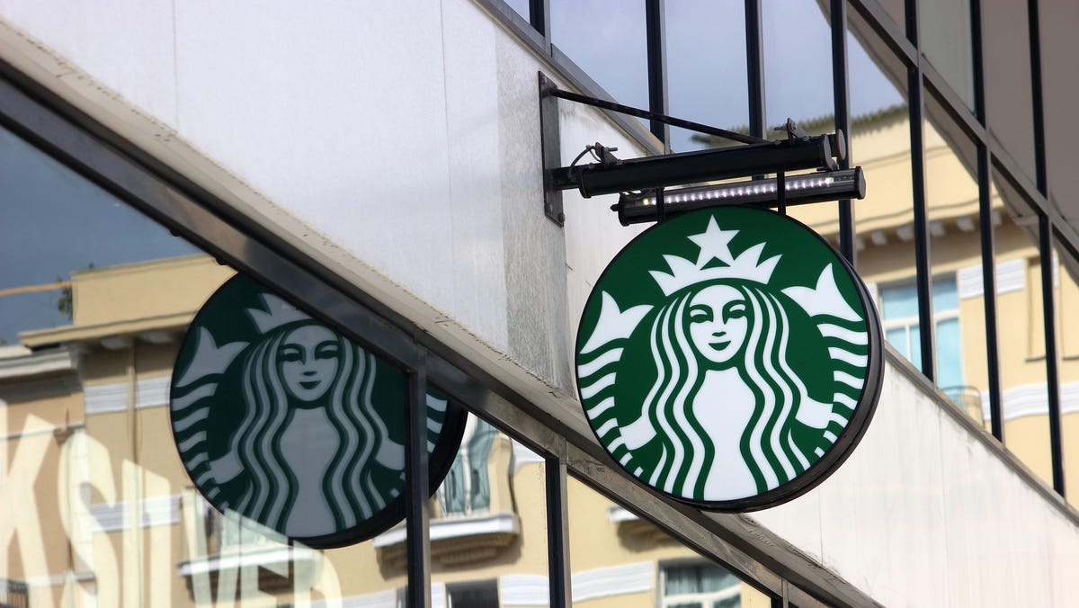 Starbucks Memorial Day Special 2018 Is Starbucks Open on Memorial Day? Here Are the 2021 Hours