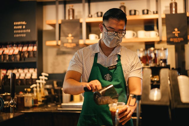 starbucks store, coronavirus response