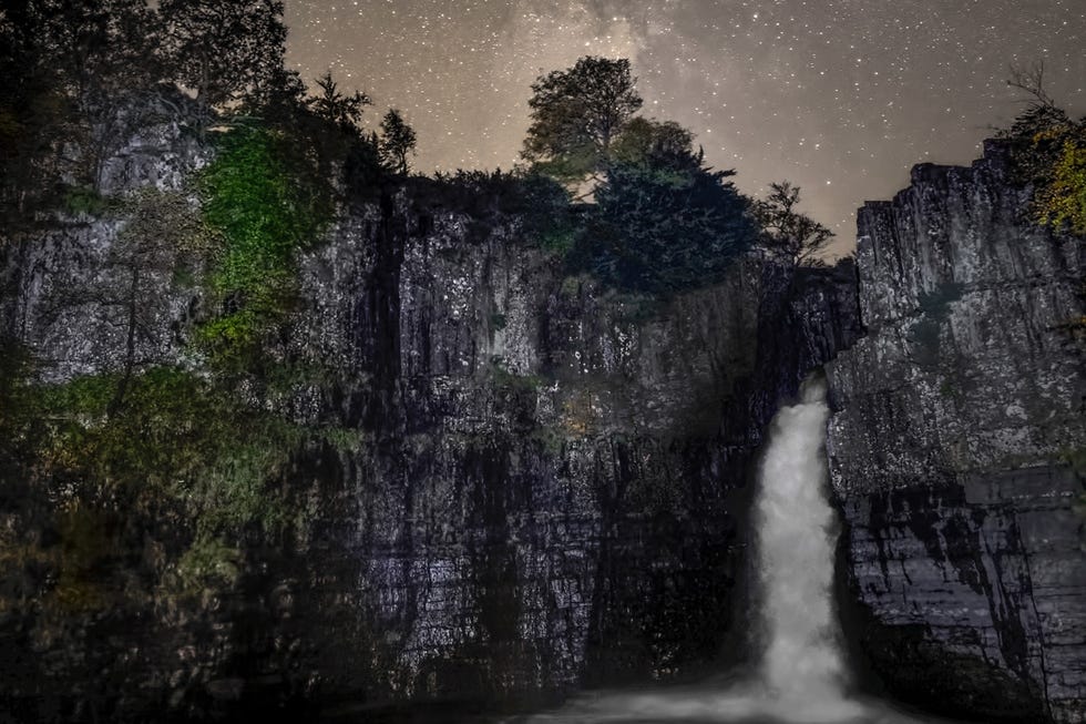 Experience days for couples - stargazing