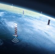 starlink satellites beam wifi to airplanes