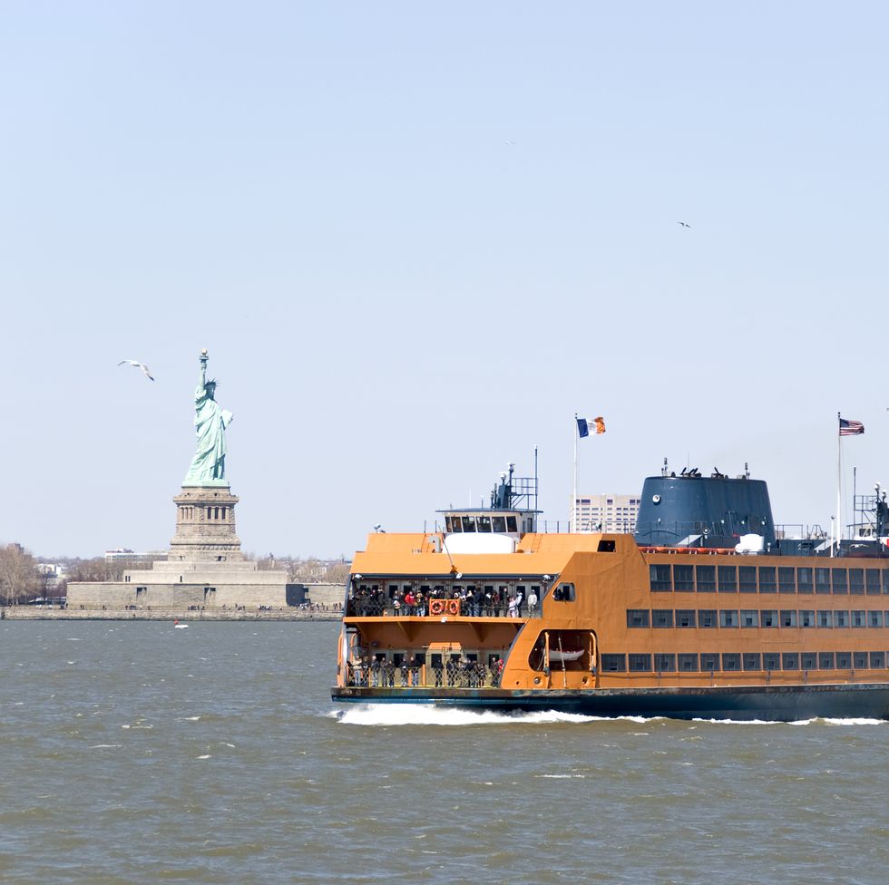 staten island ferry and statue of liberty