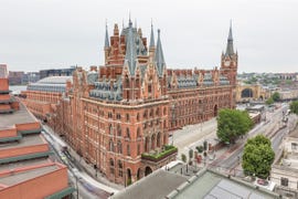 station hotels