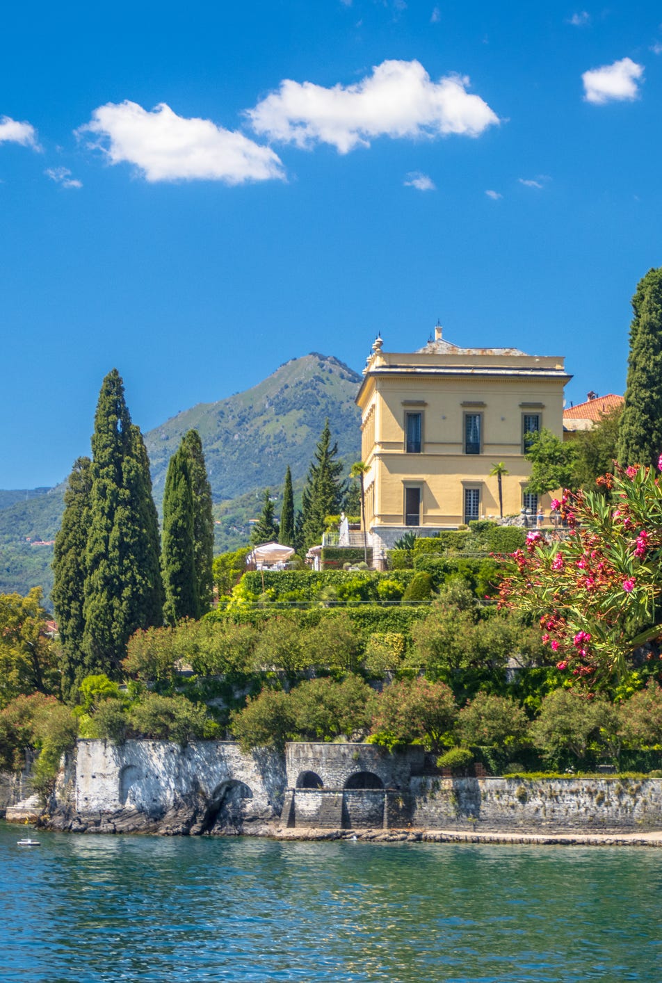 Varenna, Lombardy, Italy - July 2022: Statue in Villa Monastero overlooking Lake Como varenna, lombardy, italy july 2022 statue in villa monastero overlooking lake como
