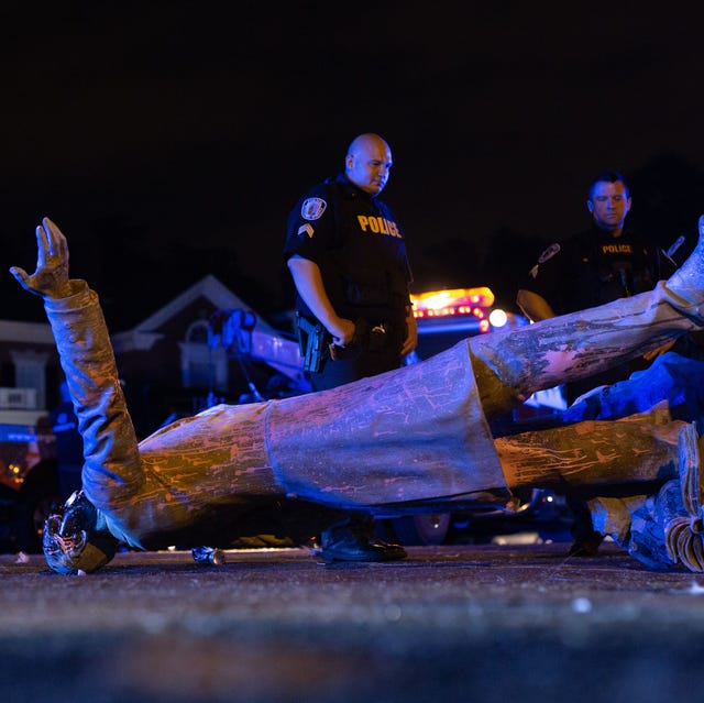 topshot us politics racism unrest statue