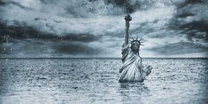 statue of liberty sinking in the atlantic ocean