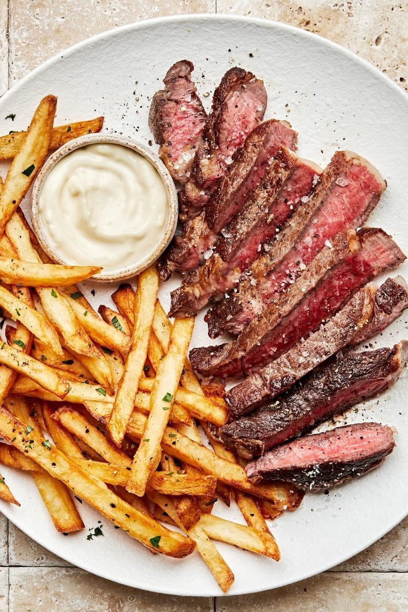15 Best Steak and Potato Recipes - Ideas for Steak and Potatoes