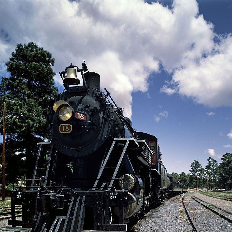 best train trips steam engine of the grand canyon railroad which runs from williams, a small town near flagstaff up