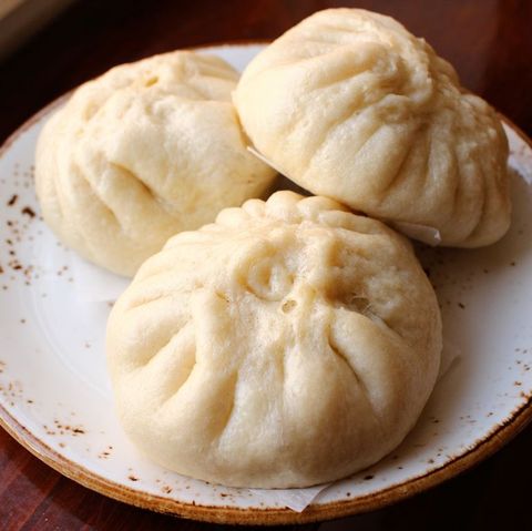 steamed buns on a plate